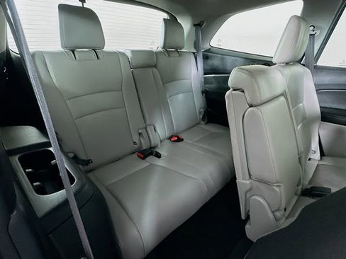 Certified 2022 Honda Pilot Special Edition image 10