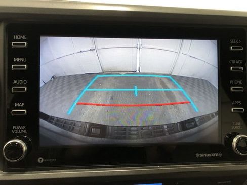 Used 2022 Toyota Tacoma TRD Sport image 21