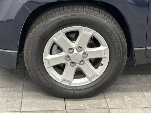 Used 2015 GMC Acadia SLE image 6