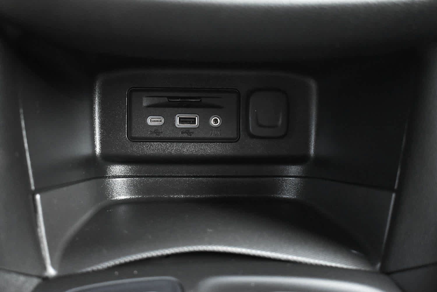 Used 2024 Chevrolet Equinox RS w/ RS Leather Package AWD/4WD image 21