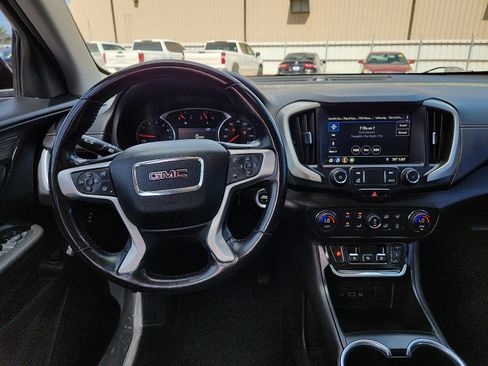 Used 2021 GMC Terrain SLT w/ Elevation Edition image 11