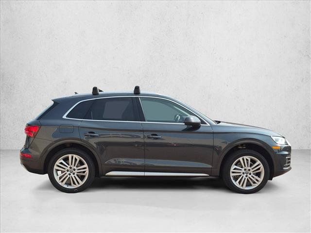 Used 2019 Audi Q5 2.0T Premium Plus w/ Premium Plus Package AWD/4WD image 4
