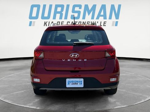 Used 2025 Hyundai Venue SEL FWD image 5