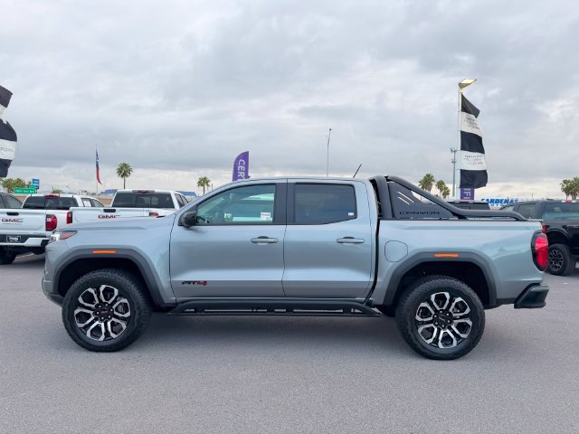 Used 2025 GMC Canyon AT4 w/ Nightfall Edition AWD/4WD image 8