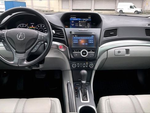 Used 2021 Acura ILX w/ Premium Package image 9
