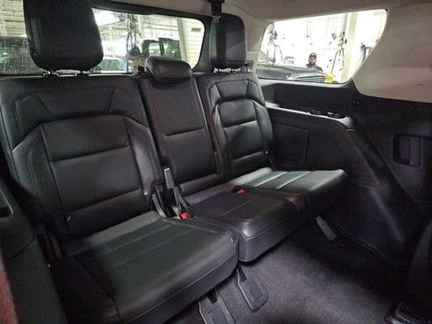Used 2025 Lincoln Navigator Reserve image 15