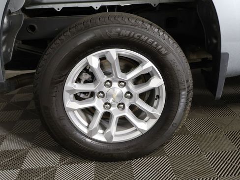 Used 2023 Chevrolet Silverado 1500 LT AWD/4WD image 18