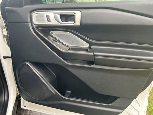 Used 2020 Ford Explorer ST w/ Premium Technology Package image 43