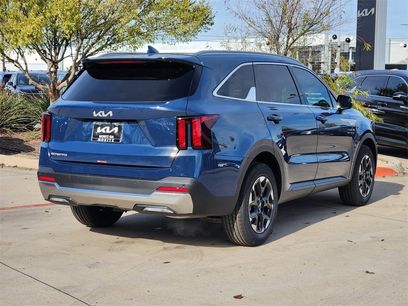 New 2026 Kia Sorento S w/ S Panoramic Sunroof Package
