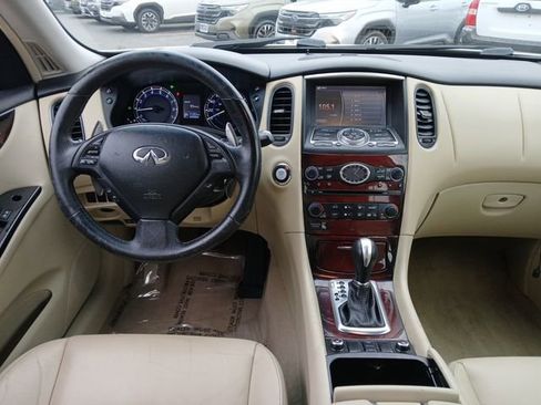 Used 2017 INFINITI QX50 Journey w/ Premium Package image 7