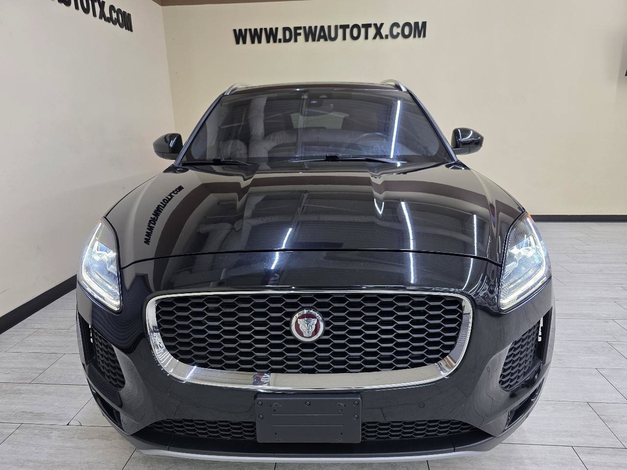Used 2018 Jaguar E-PACE SE AWD/4WD image 3