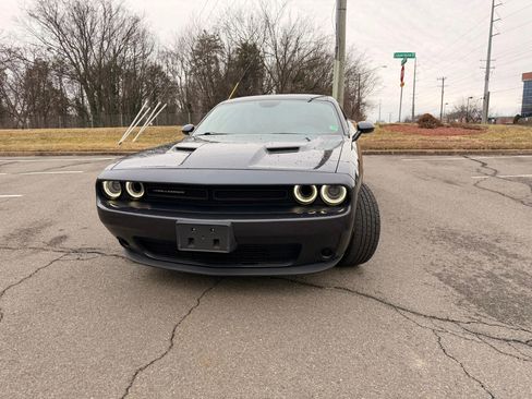 Used 2016 Dodge Challenger SXT w/ Cold Weather Group image 3