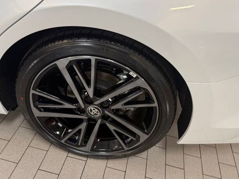 Used 2026 Toyota Camry XSE FWD image 32