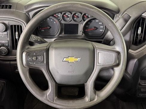 Used 2021 Chevrolet Silverado 2500 Custom w/ Custom Value Package AWD/4WD image 9