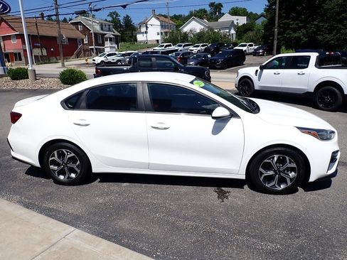 Used 2020 Kia Forte LXS FWD image 8