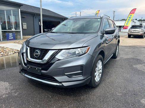 Used 2019 Nissan Rogue S w/ Special Edition Package AWD/4WD image 4