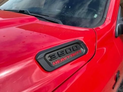 Used 2022 RAM 3500 Lone Star w/ Night Edition AWD/4WD image 9