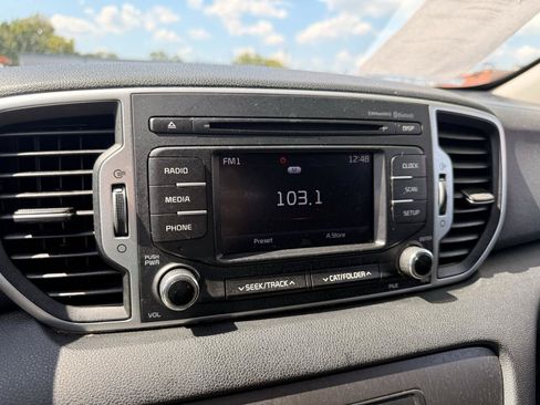 Used 2017 Kia Sportage LX AWD/4WD image 8