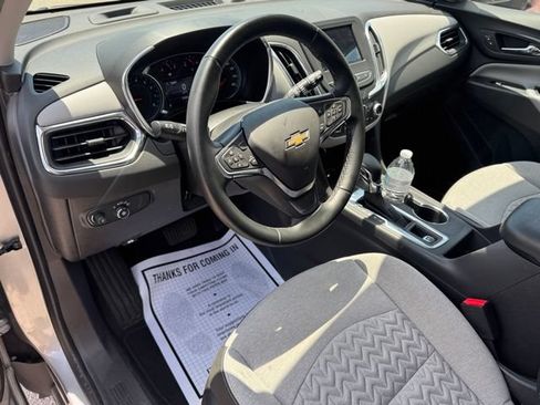 Used 2024 Chevrolet Equinox LT AWD/4WD image 12