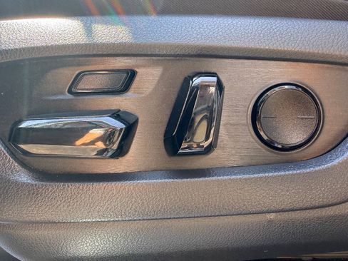 Used 2025 Lexus GX 550 w/ Accessory Package (Z1) AWD/4WD image 21