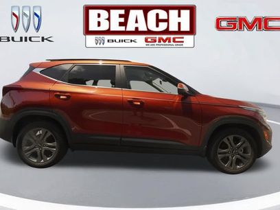 Used 2023 Kia Seltos S w/ Navigation Package