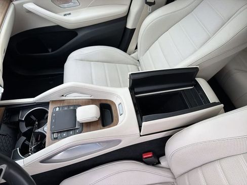 Used 2024 Mercedes-Benz GLE 450 4MATIC image 23