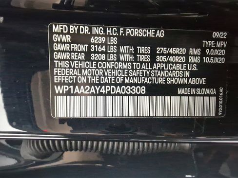 Used 2023 Porsche Cayenne image 35