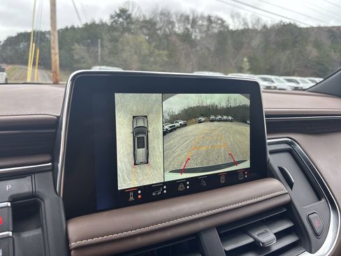 Used 2024 Chevrolet Suburban High Country w/ Advanced Technology Package image 20