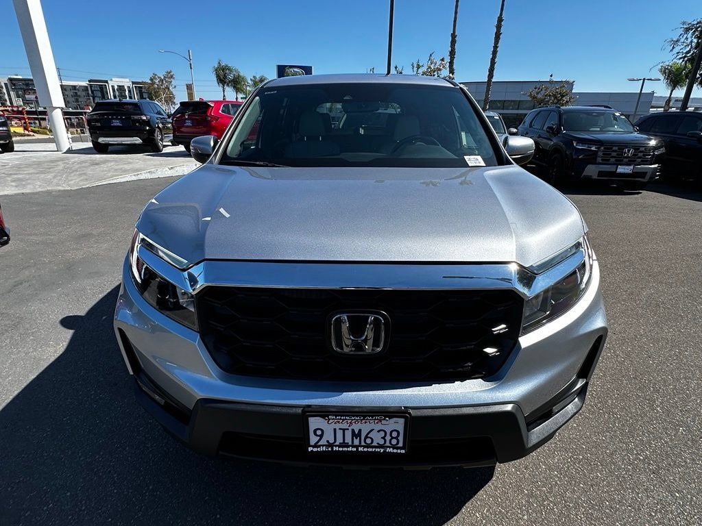 Used 2023 Honda Passport EX-L image 3