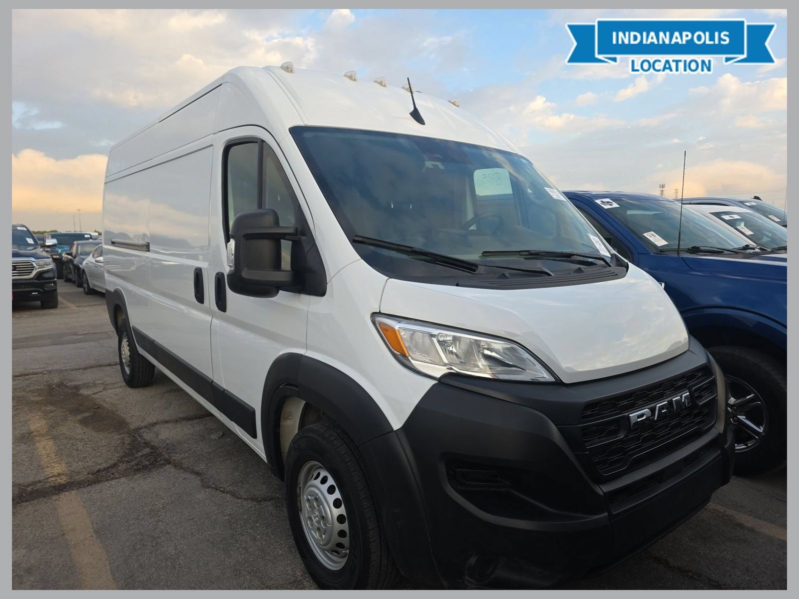 Used 2025 RAM ProMaster 2500 FWD image 1