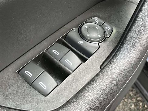 Used 2023 Chevrolet Blazer LT image 17