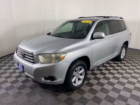 Used 2010 Toyota Highlander 4WD image 6