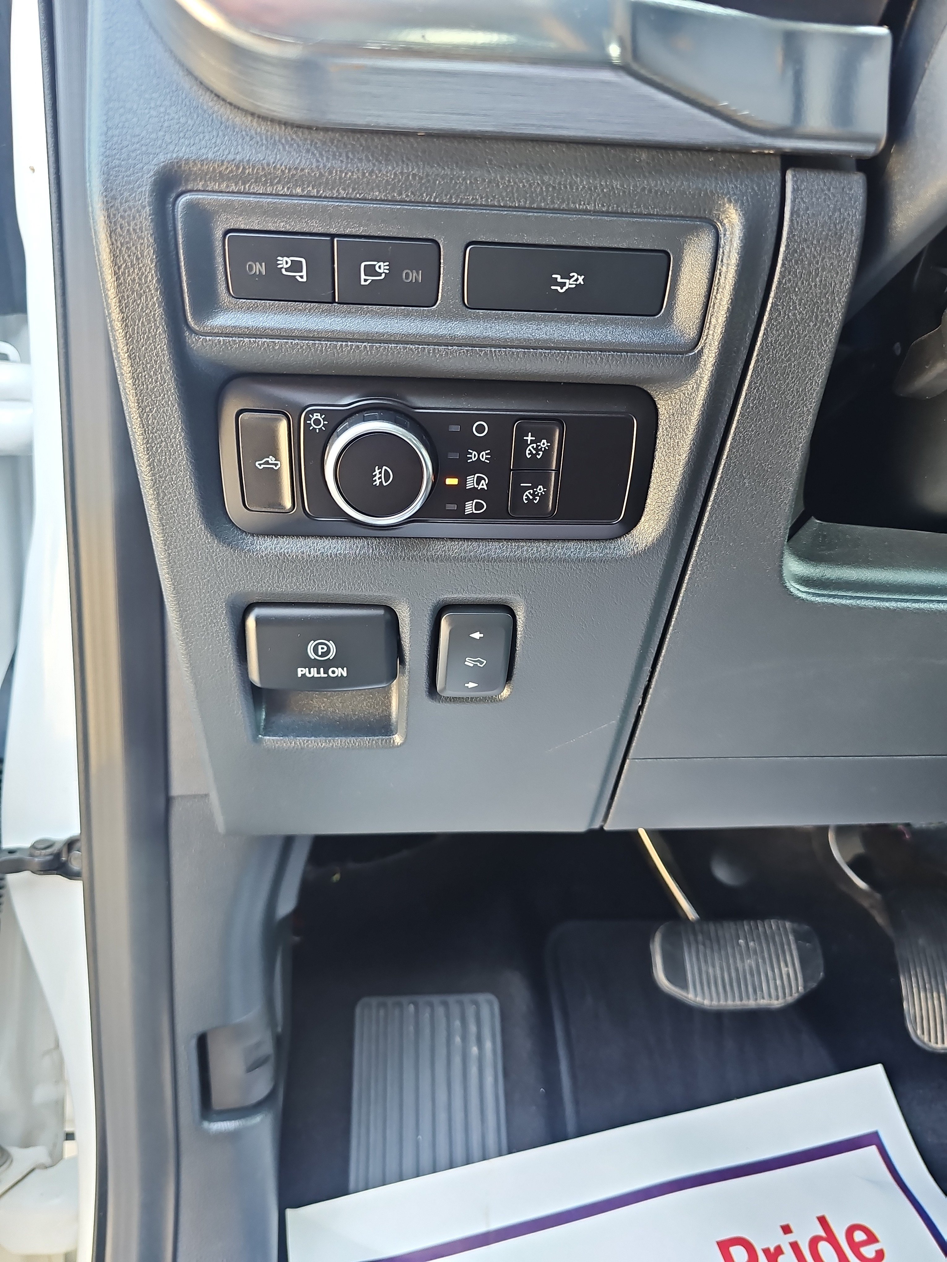Used 2023 Ford F150 Lariat AWD/4WD image 22