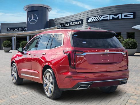 Used 2023 Cadillac XT6 Premium Luxury image 4