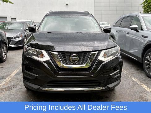 Used 2018 Nissan Rogue SV w/ Premium Package AWD/4WD image 3