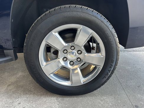 Used 2019 Chevrolet Tahoe LT AWD/4WD image 43