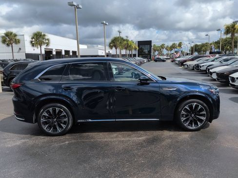 Certified 2025 MAZDA CX-90 3.3 Turbo S w/ Premium Plus AWD/4WD image 3
