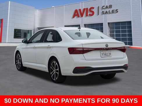 Used 2025 Volkswagen Jetta Sport FWD image 9