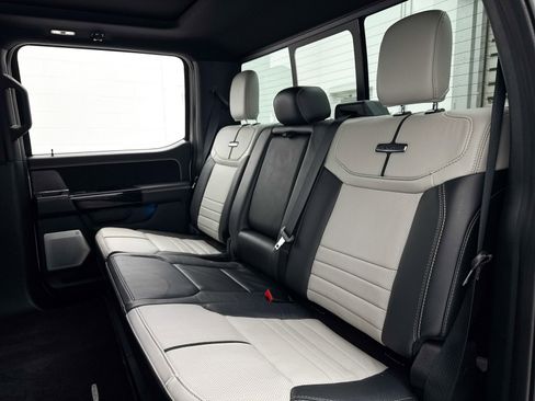 Used 2023 Ford F150 Lightning Platinum image 37