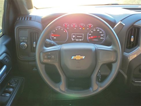 Used 2021 Chevrolet Silverado 1500 Custom image 24