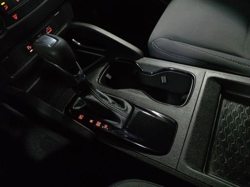 Used 2023 Nissan Frontier SV w/ Midnight Edition Package image 28