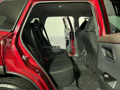 Certified 2023 Nissan Rogue S AWD/4WD image 25
