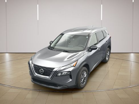 Used 2021 Nissan Rogue S FWD image 22