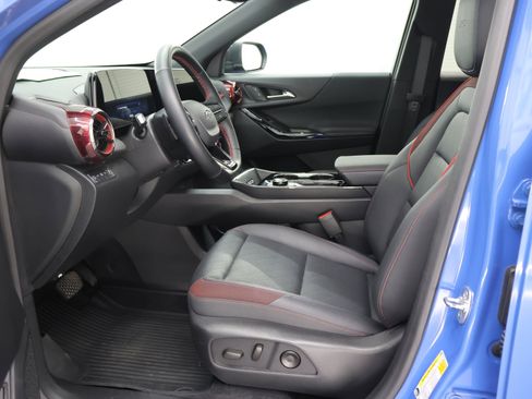 Used 2025 Chevrolet Equinox RS w/ Safety and Technology Package AWD/4WD image 8