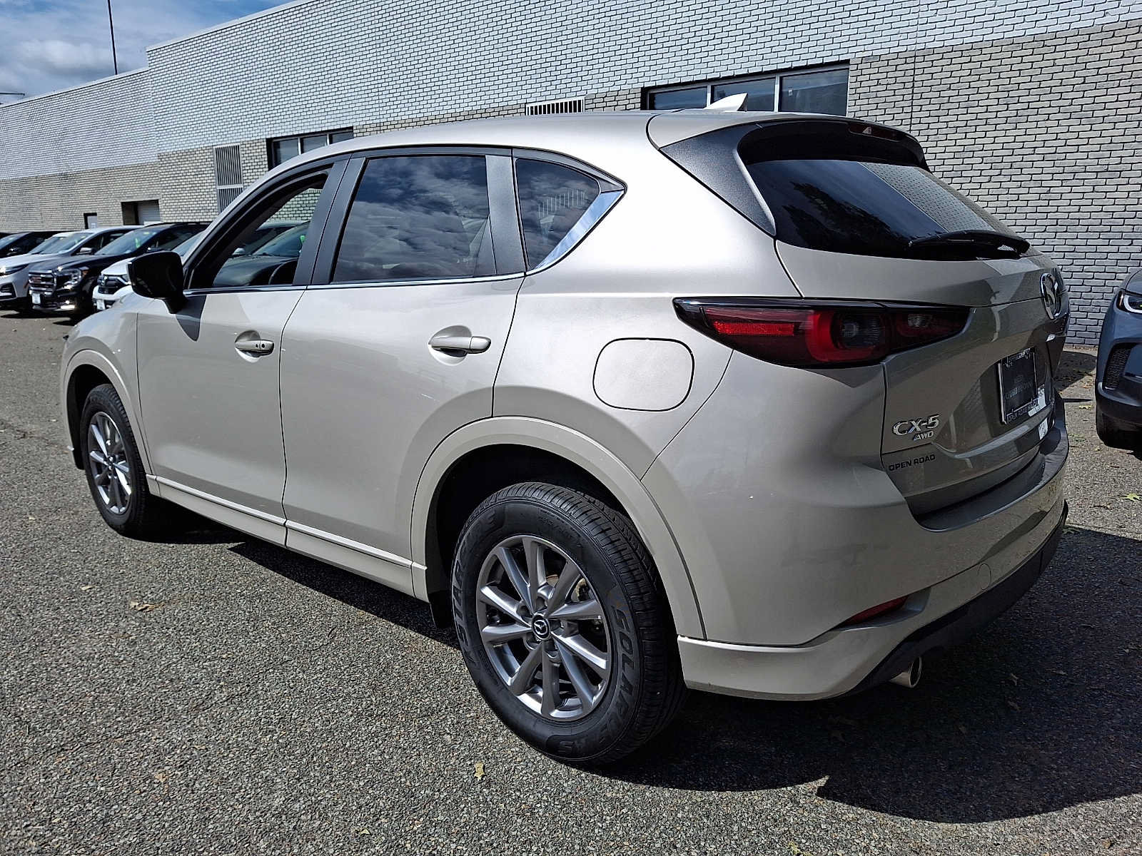 Certified 2025 MAZDA CX-5 AWD 2.5 S w/ Select Package image 6