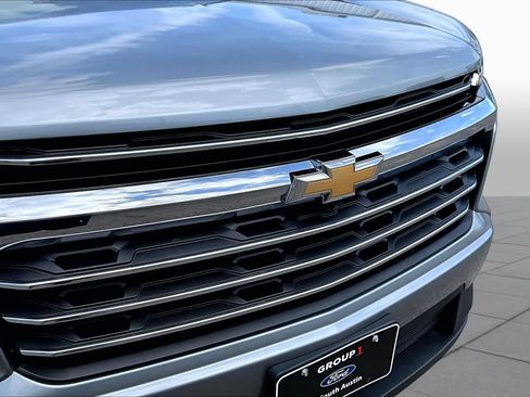 Used 2024 Chevrolet Traverse LT FWD image 30