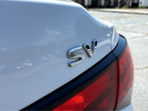 Used 2024 Nissan Sentra SV image 24