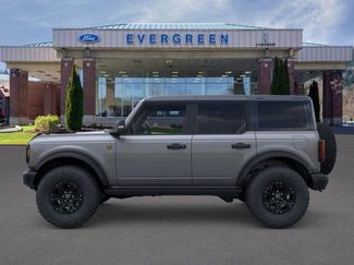 New 2025 Ford Bronco Badlands video 3