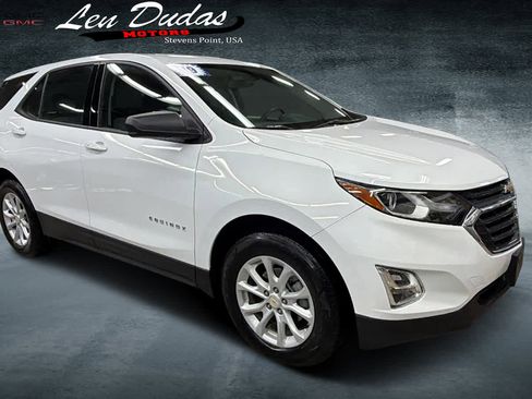 Used 2019 Chevrolet Equinox LS image 1