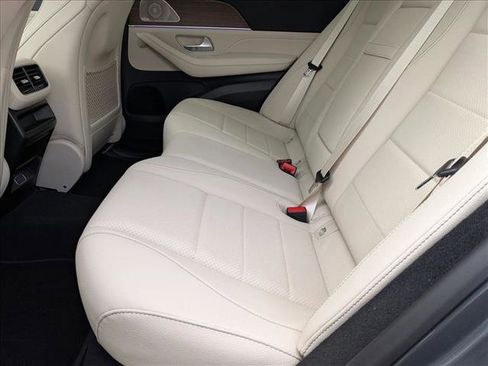 New 2026 Mercedes-Benz GLE 450 4MATIC image 14